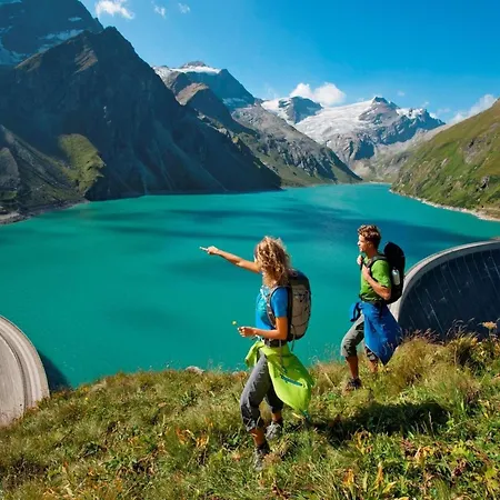 Spacious Holiday In Zell am See